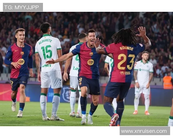 南京网球队以71分领跑世界锦标赛积分榜展现强劲实力